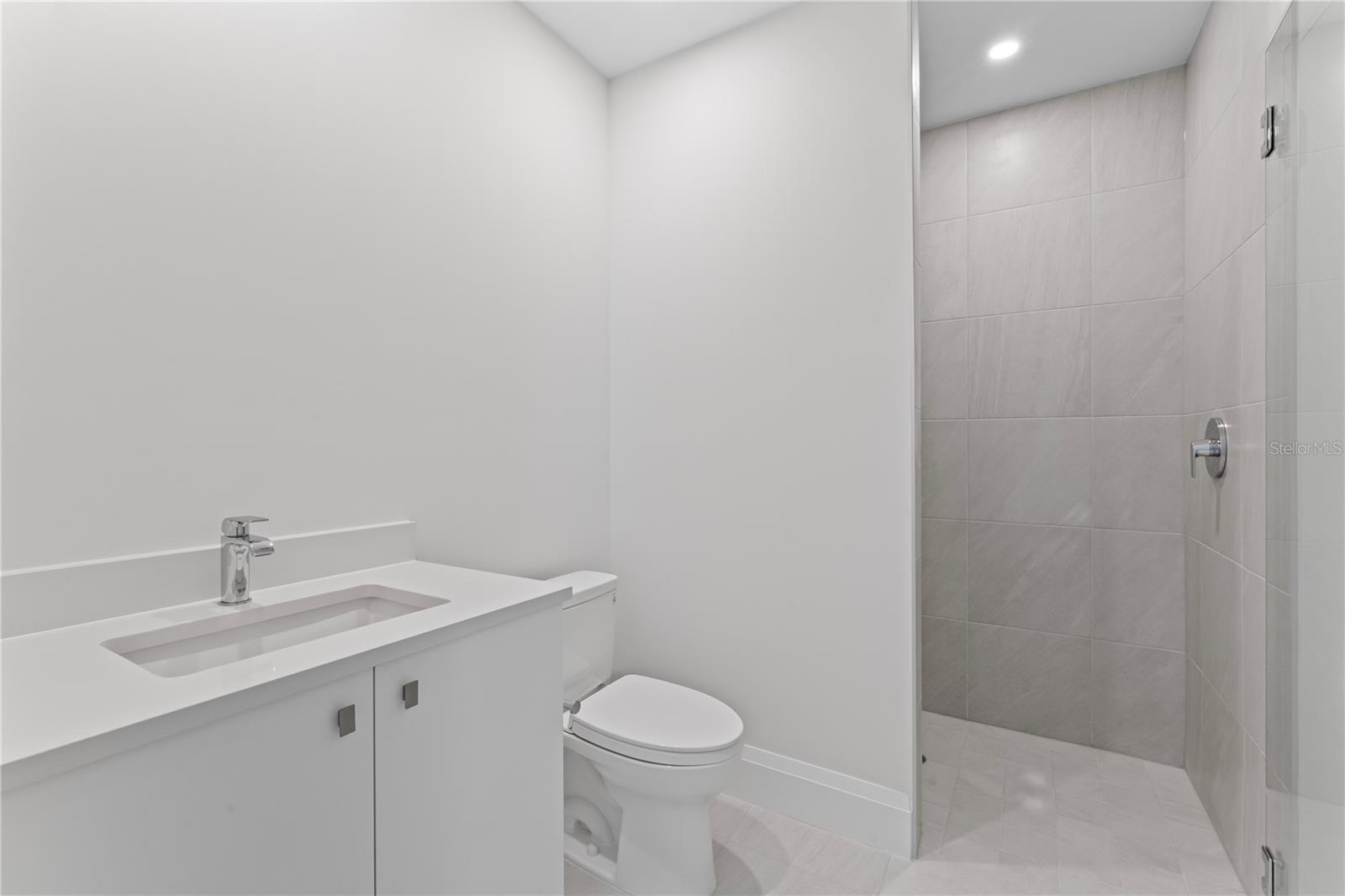 2910 W Barcelona St #903 Property Photo 48
