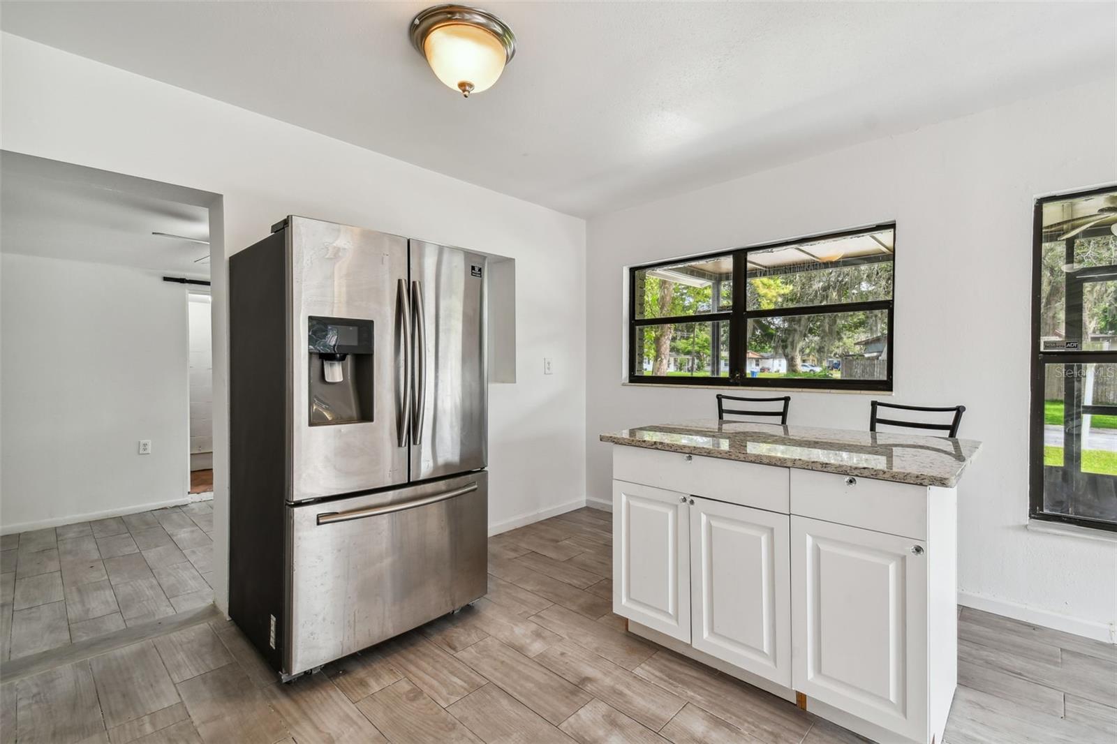 7024 Filbert Ln Property Photo 11