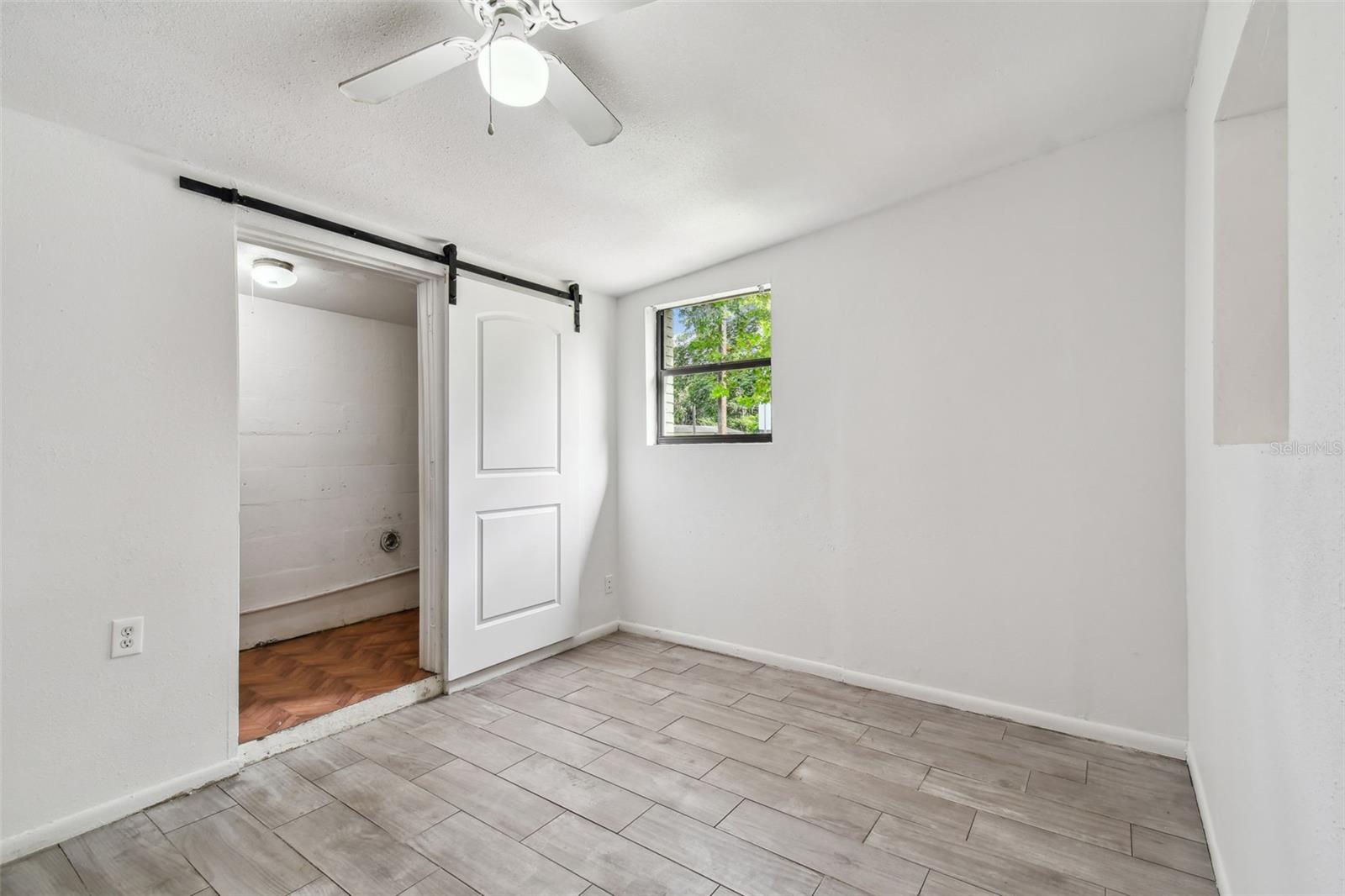 7024 Filbert Ln Property Photo 13