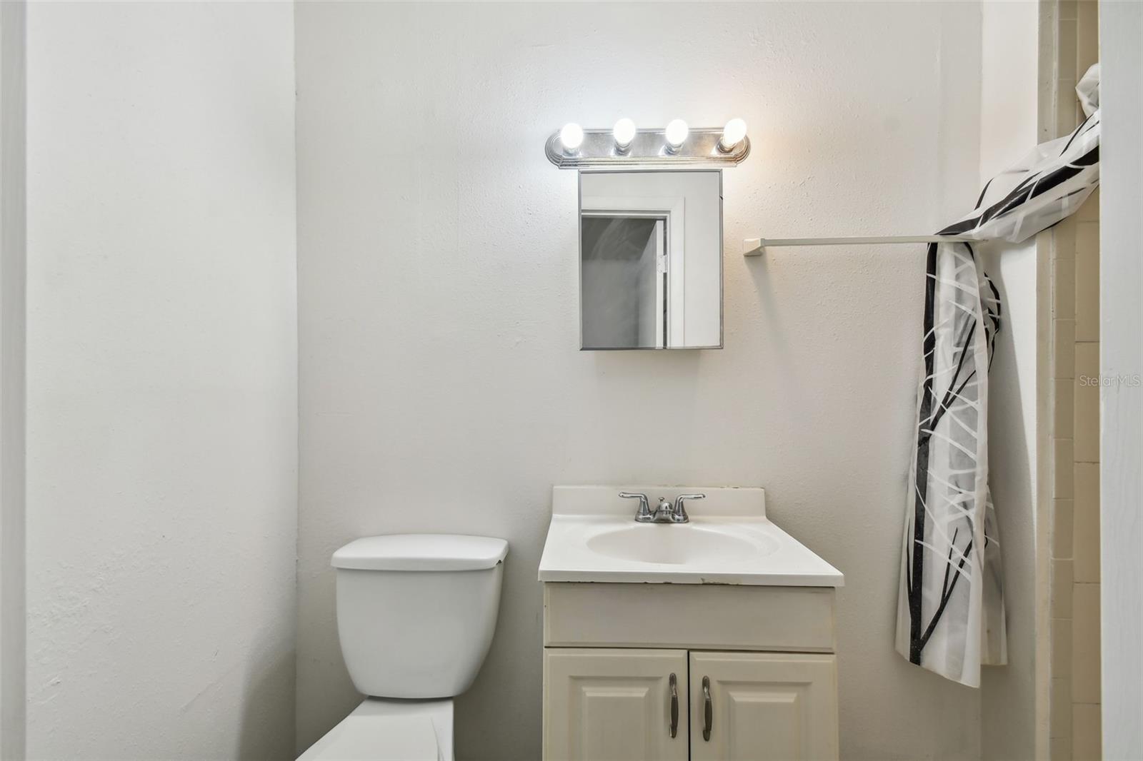7024 Filbert Ln Property Photo 18