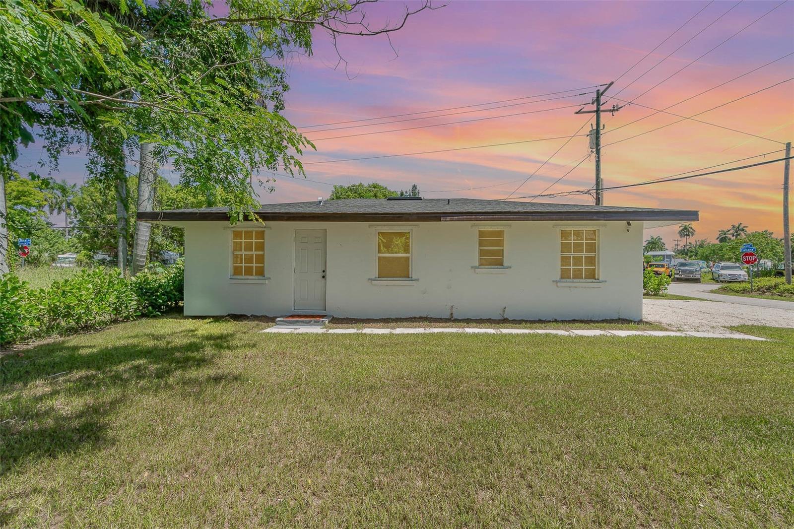 21 Cabana Ave Property Photo