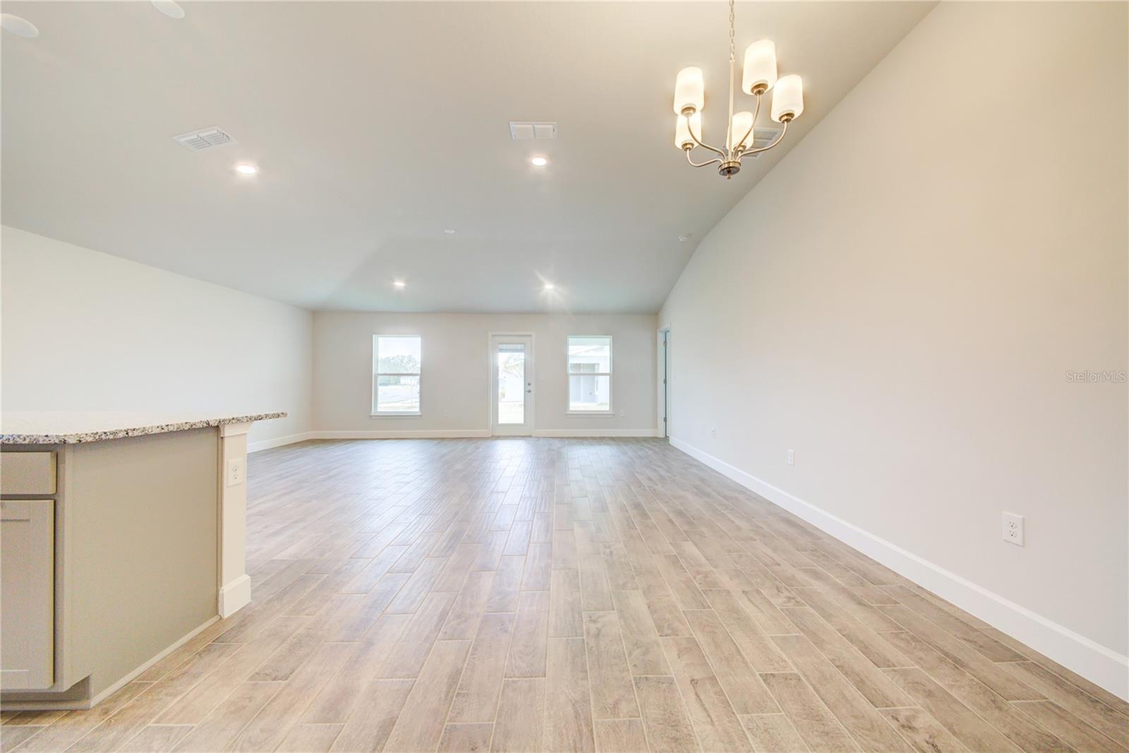 6907 162nd Pl E Property Photo 11