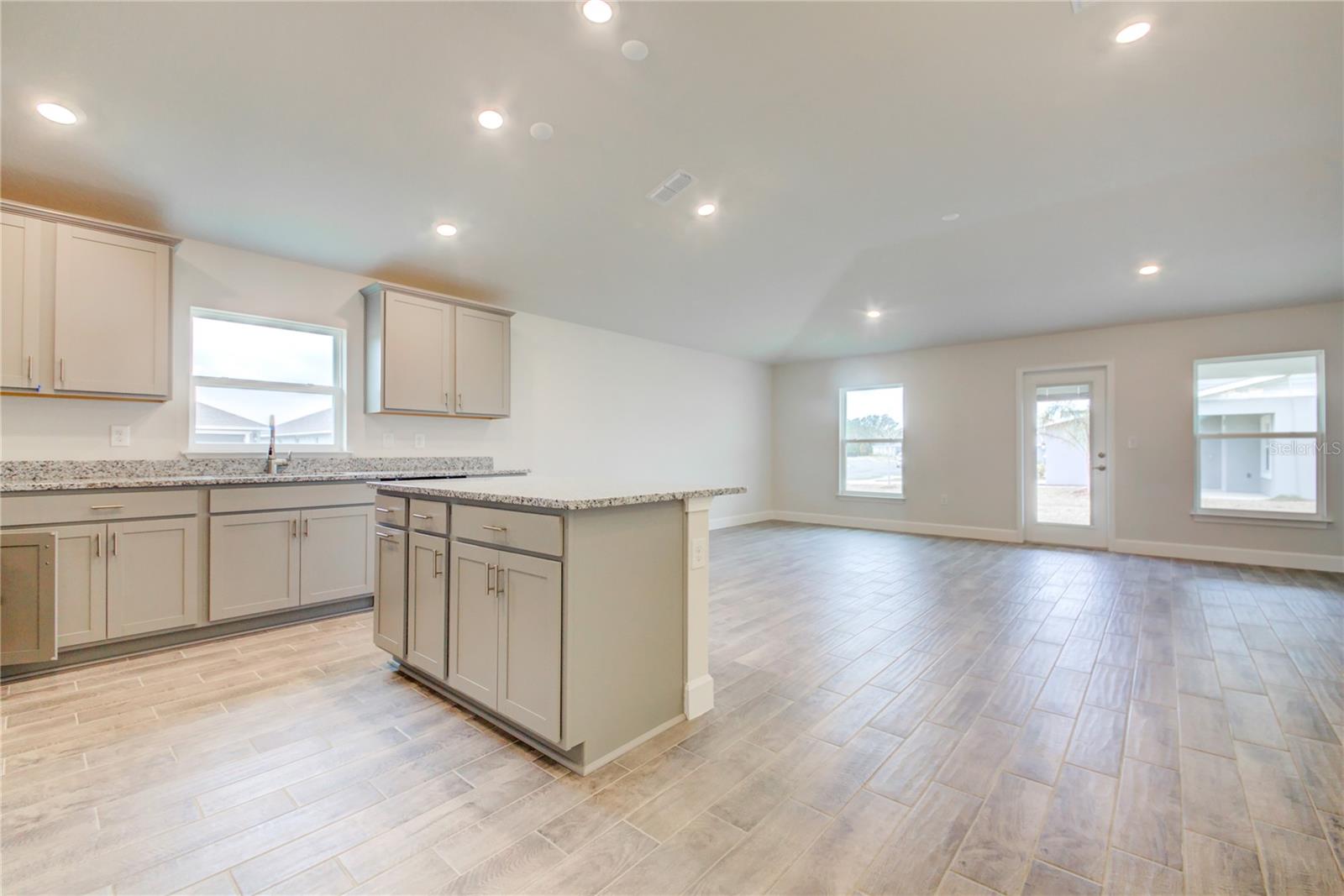 6907 162nd Pl E Property Photo 12