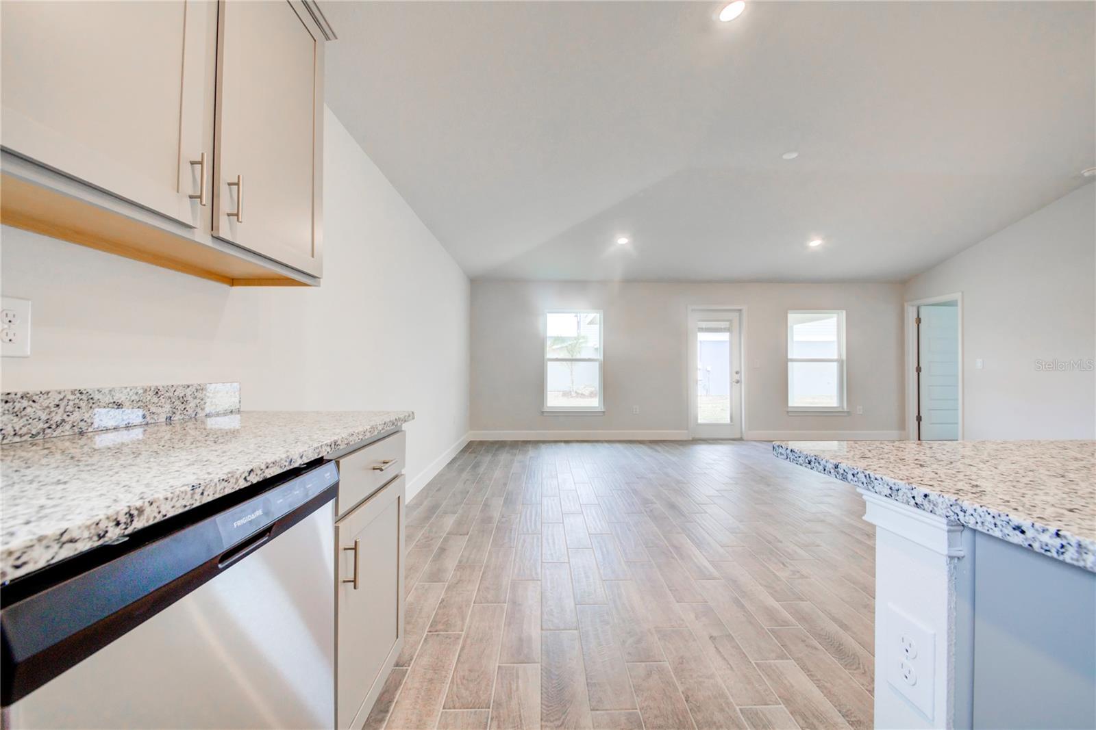 6907 162nd Pl E Property Photo 16