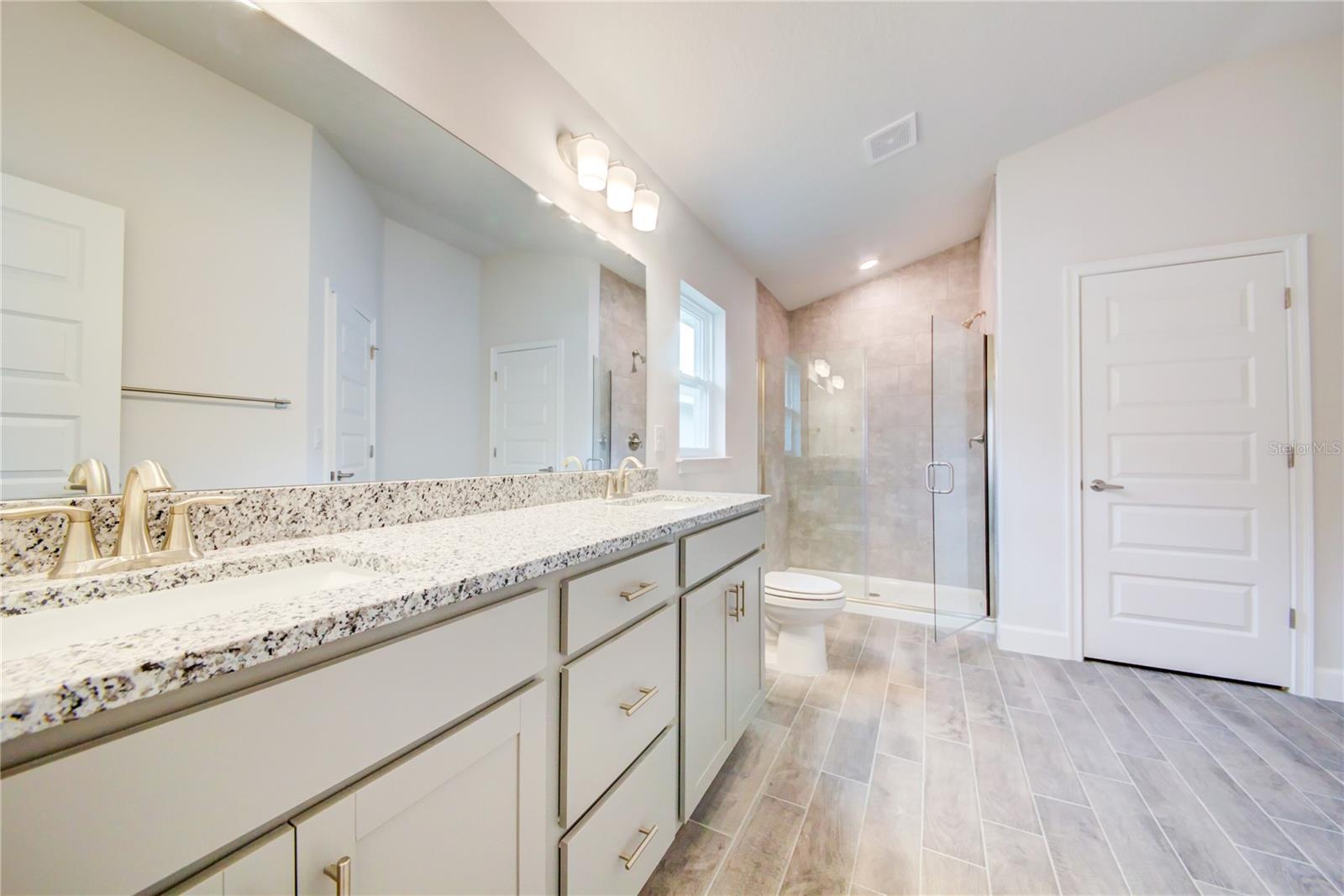 6907 162nd Pl E Property Photo 20
