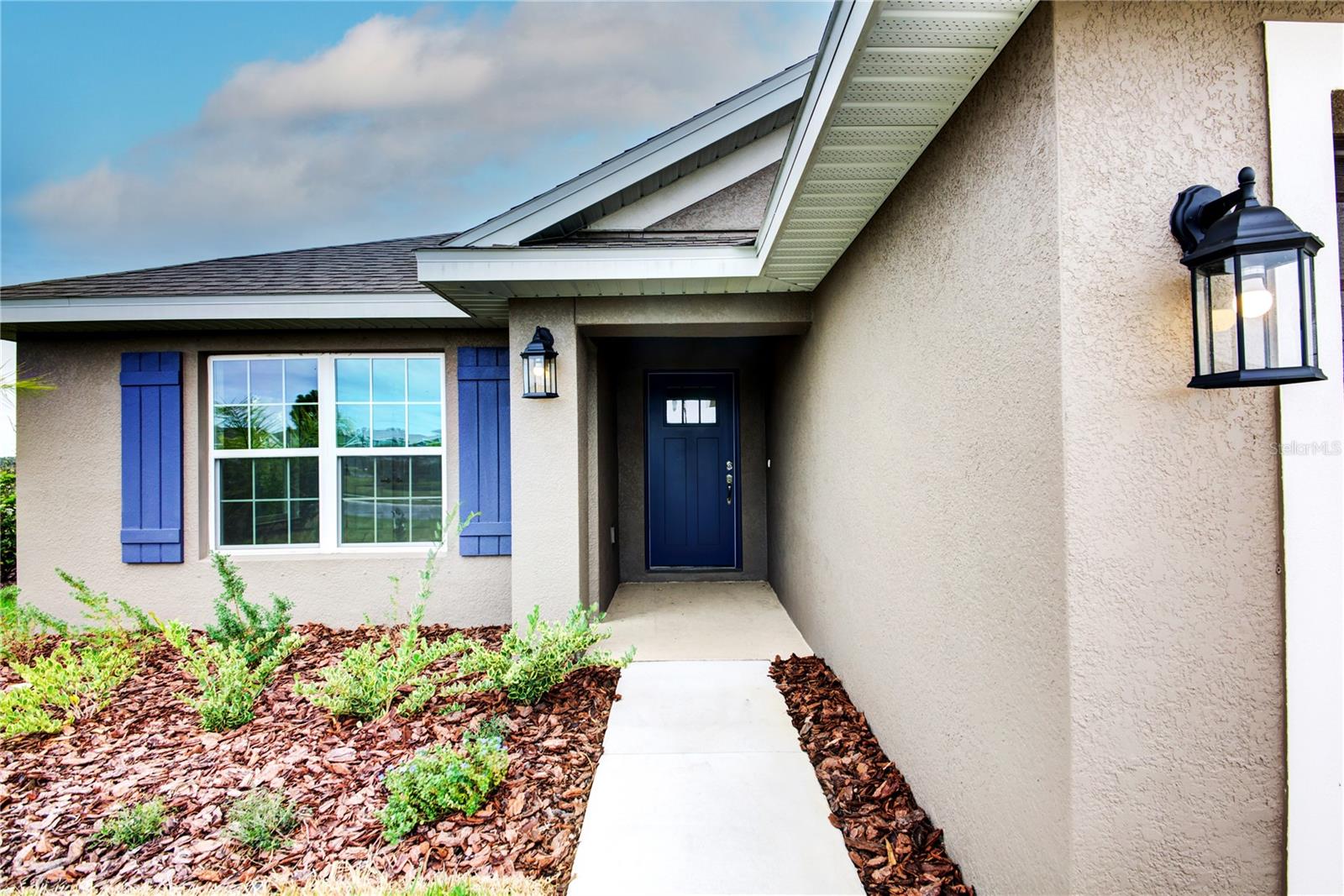 7014 162nd Place E. Pl E Property Photo 7