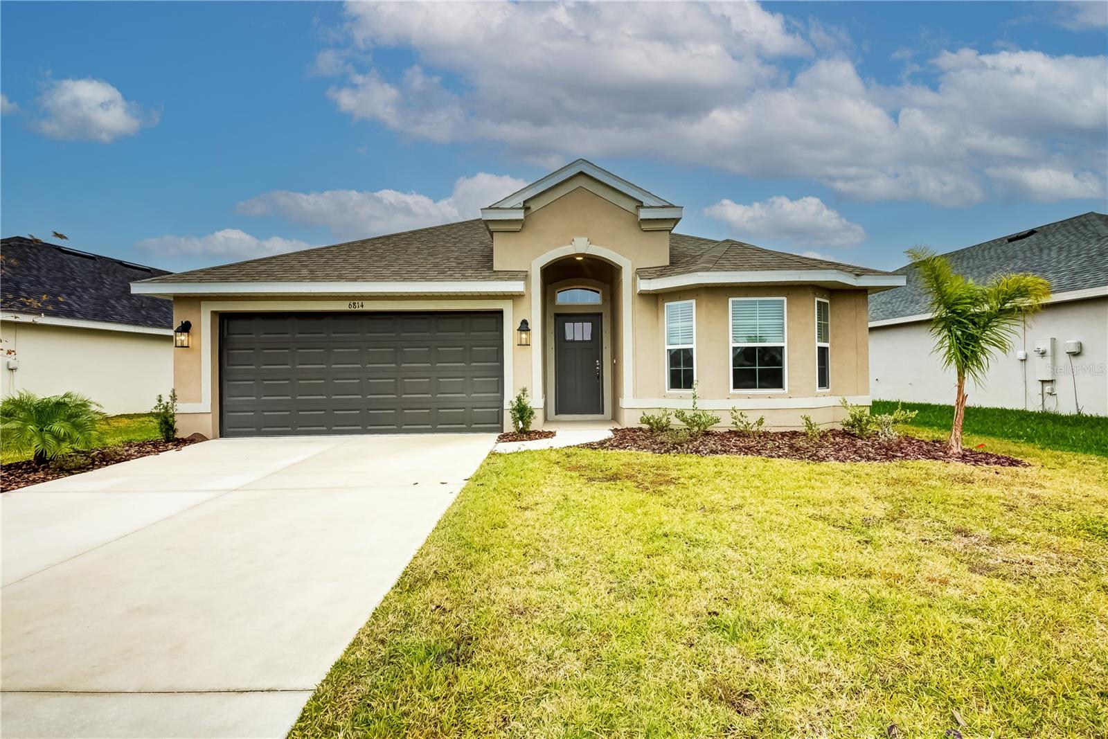 6814 162nd Pl E Property Photo 1