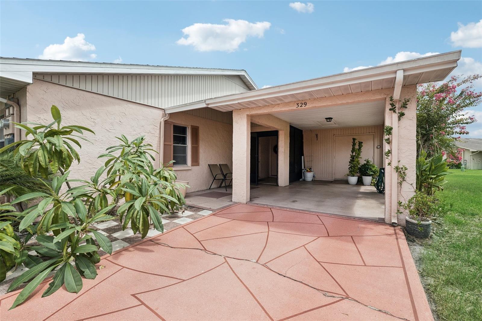 329 Grayston Pl #112 Property Photo 22