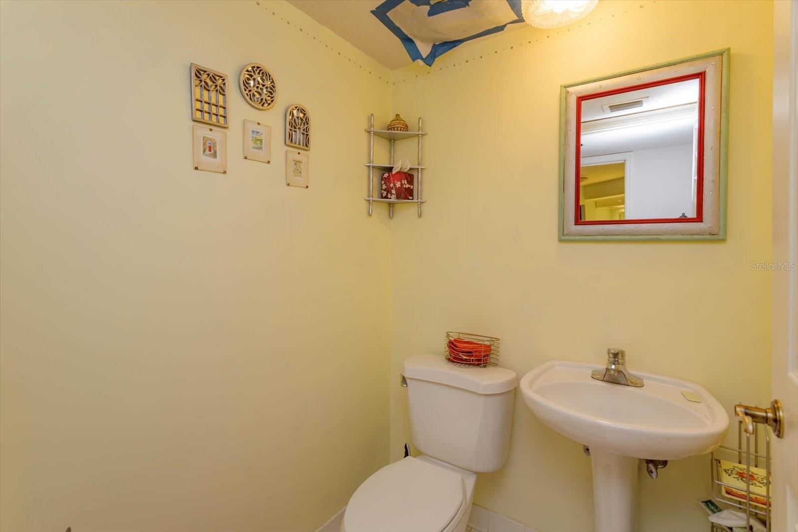 1 John Anderson Dr #604 Property Photo 25