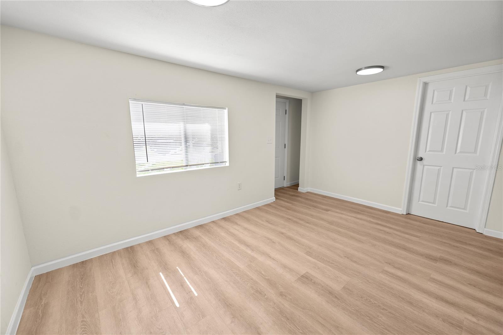 8738 N Tangerine Pl Property Photo 2