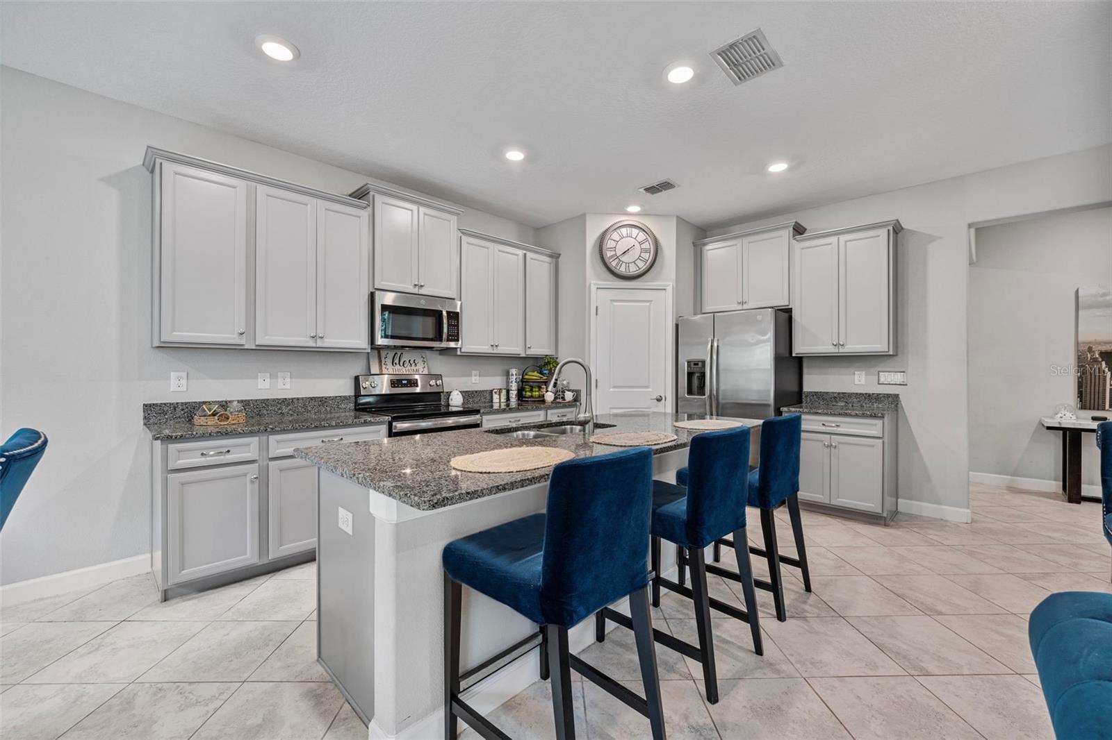 10066 Corso Milano Dr Property Photo 6