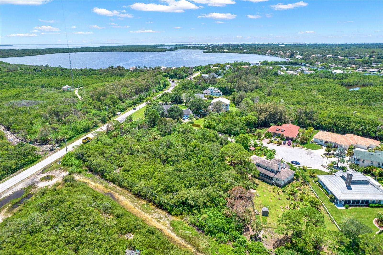 Osceola Ct Ne Property Photo 9