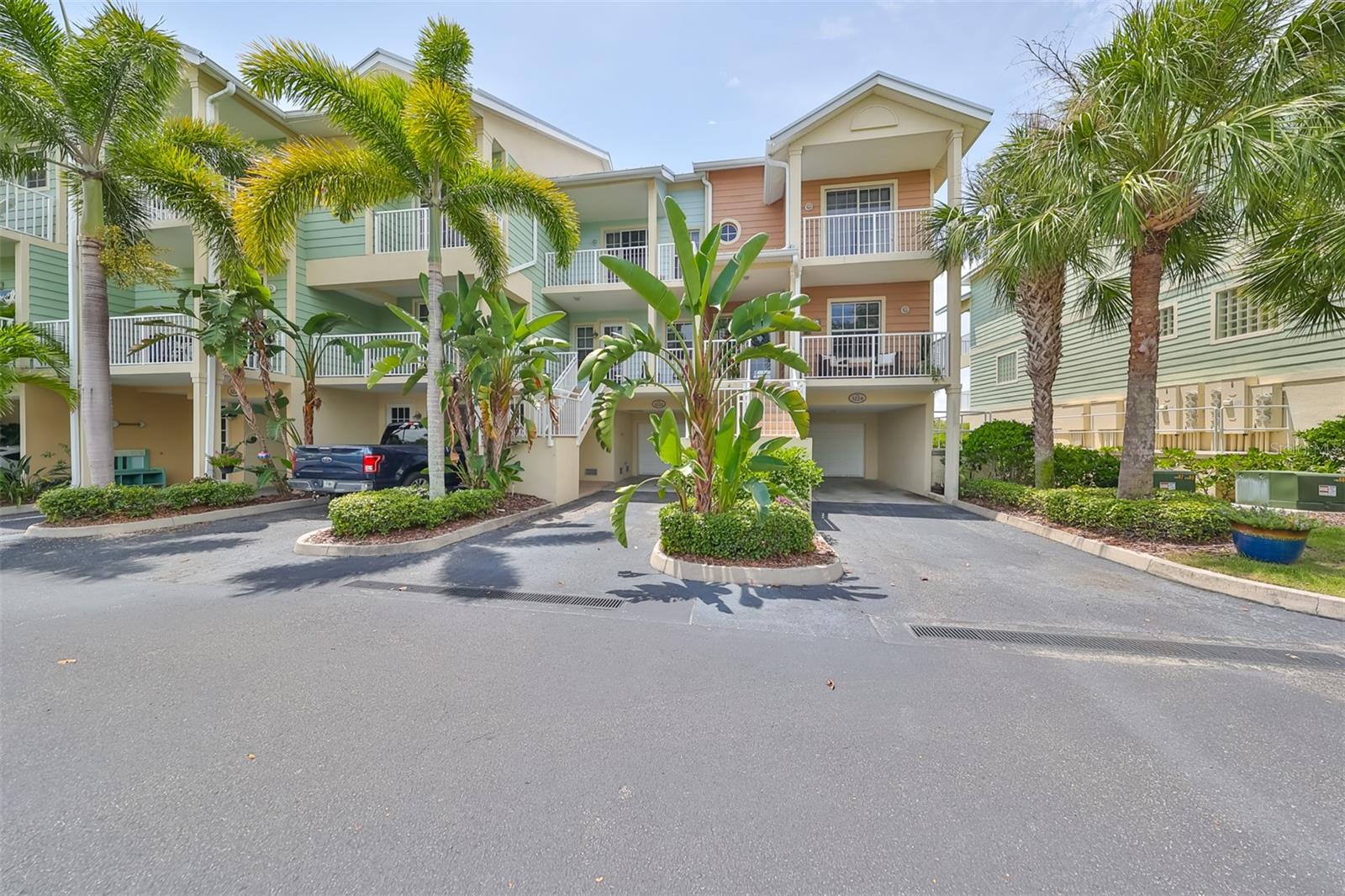3226 Mangrove Point Dr Property Photo 3