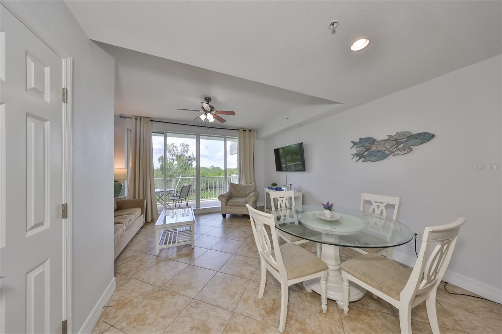3226 Mangrove Point Dr Property Photo 5