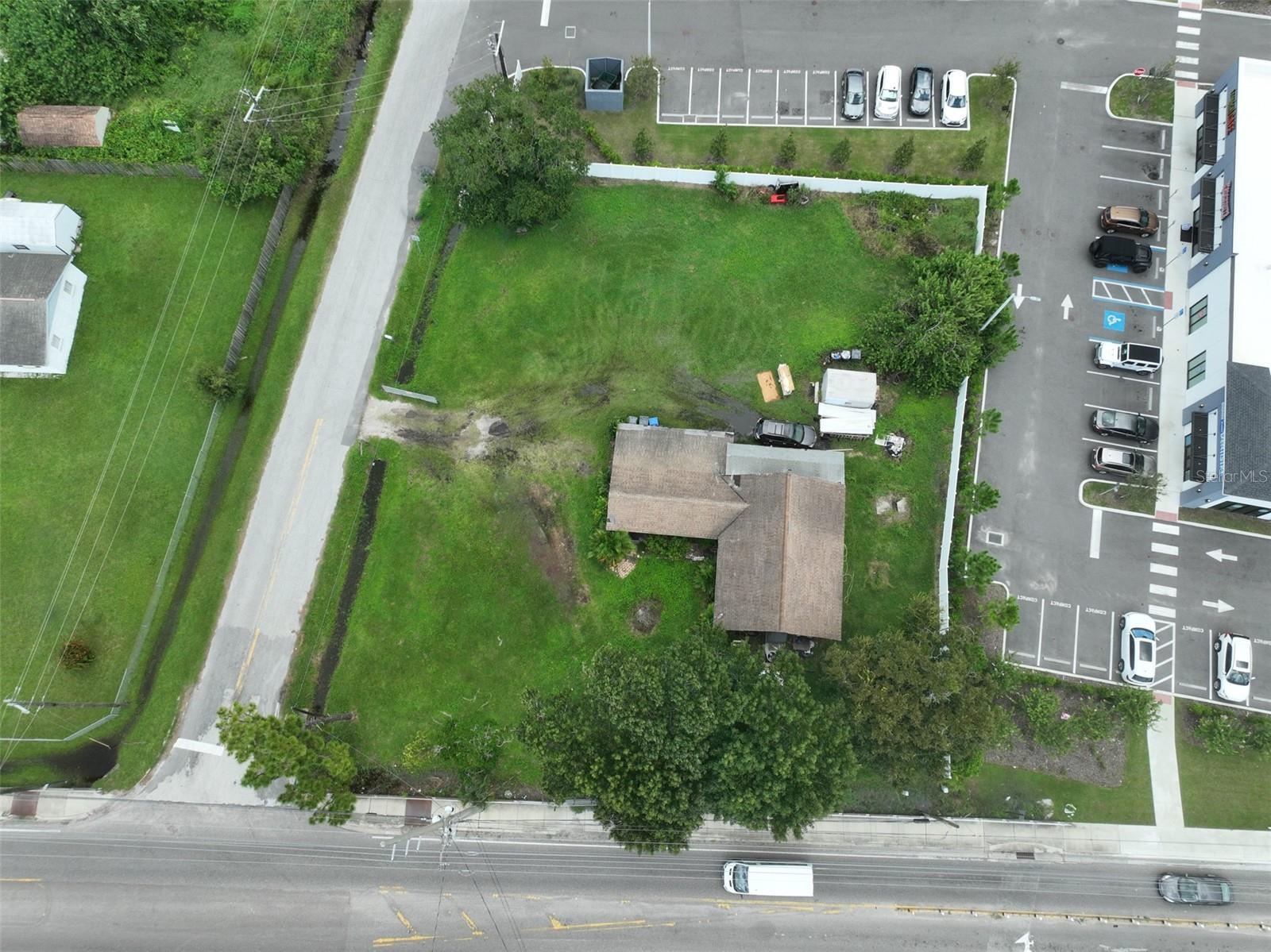 11348 Pine St Property Photo 1