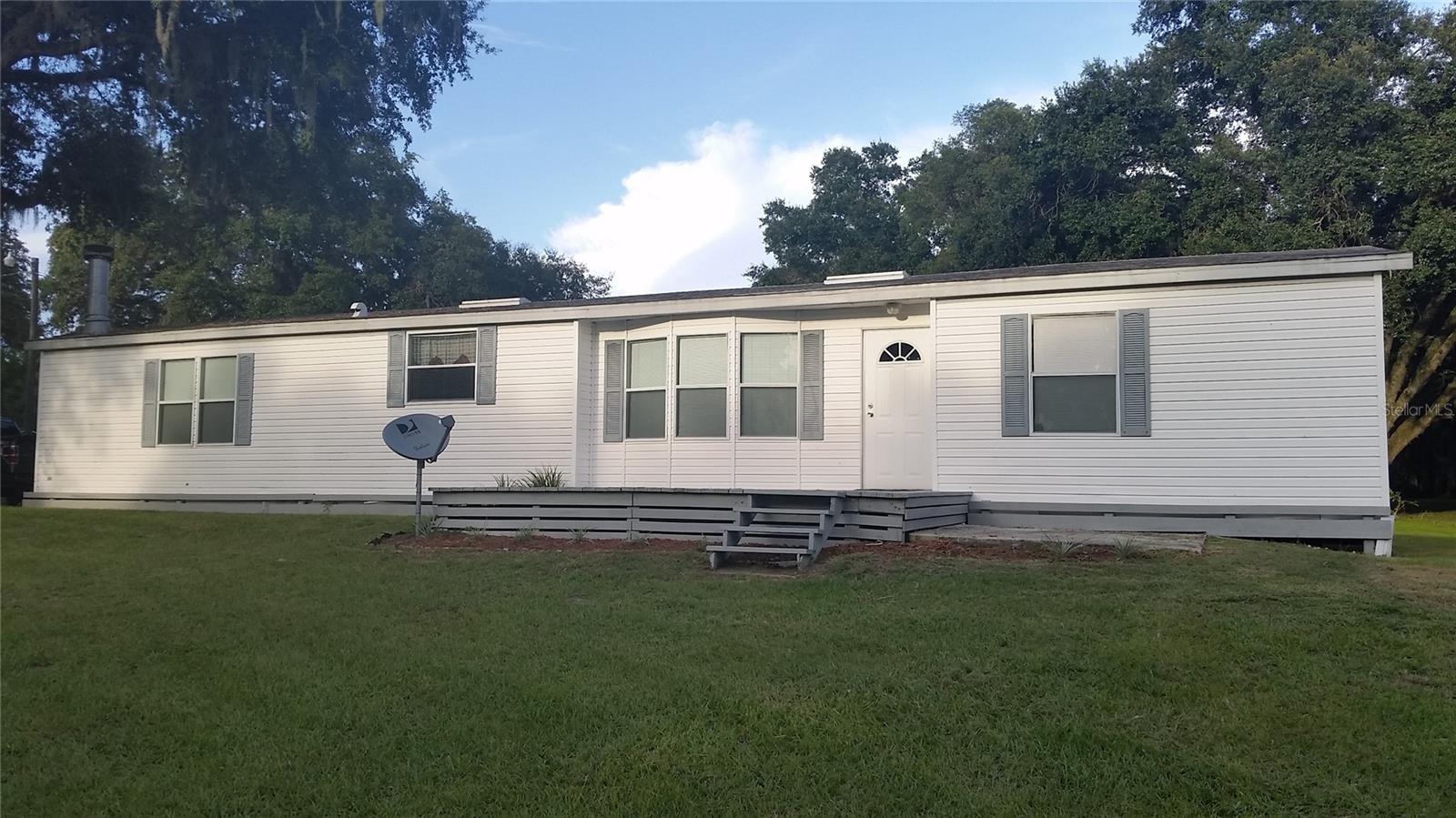 30340 Baylor Ln Property Photo 2