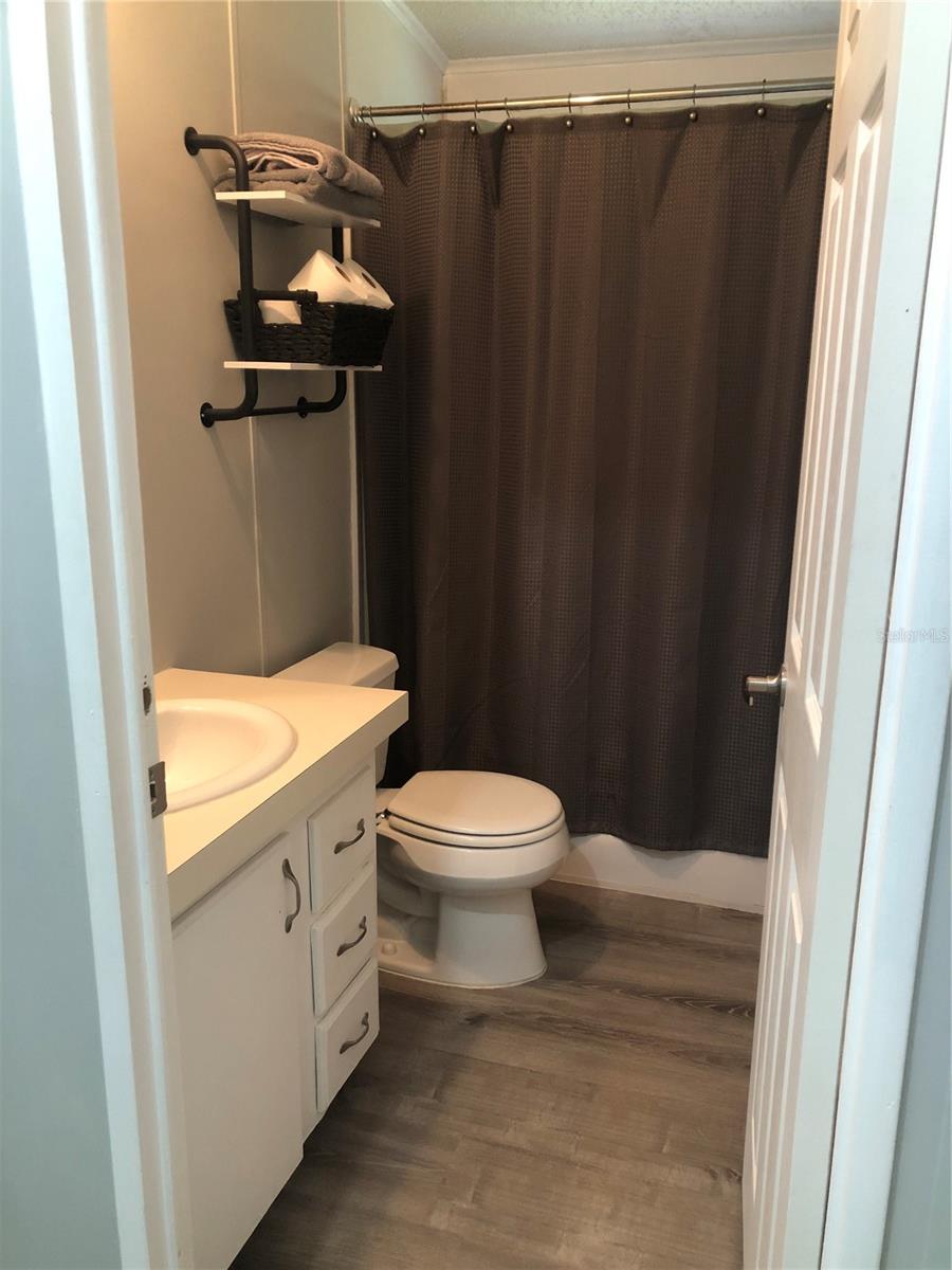 30340 Baylor Ln Property Photo 9