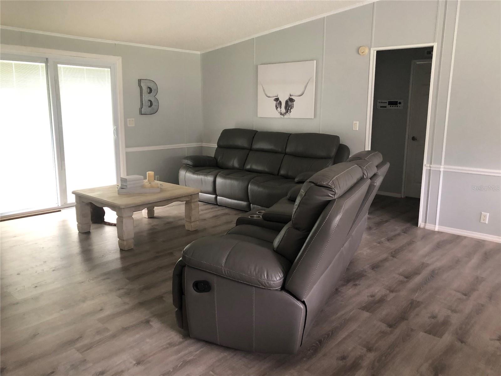 30340 Baylor Ln Property Photo 10