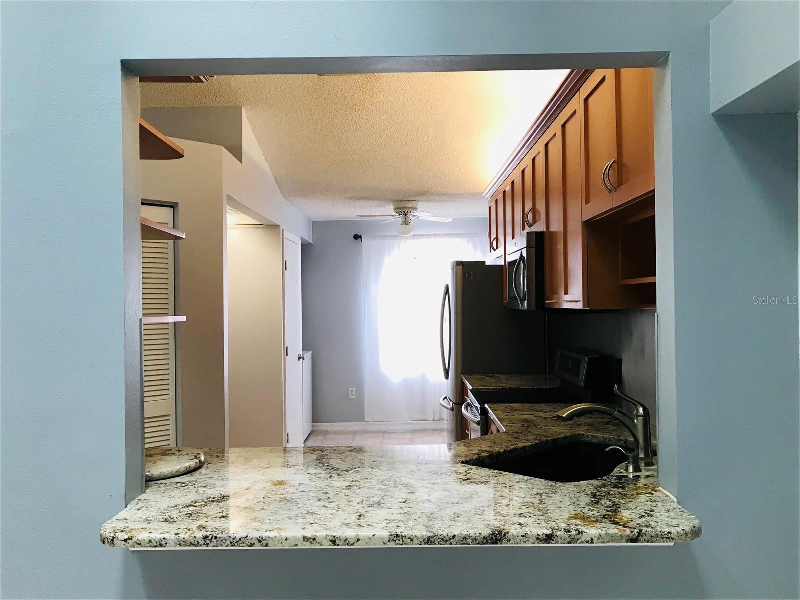 10425 La Mirage Ct #202 Property Photo 27