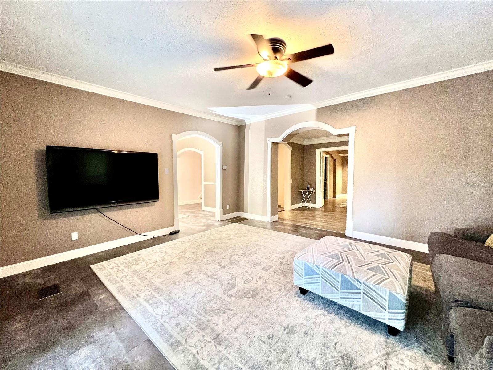 1109 Belcher Rd Property Photo 24