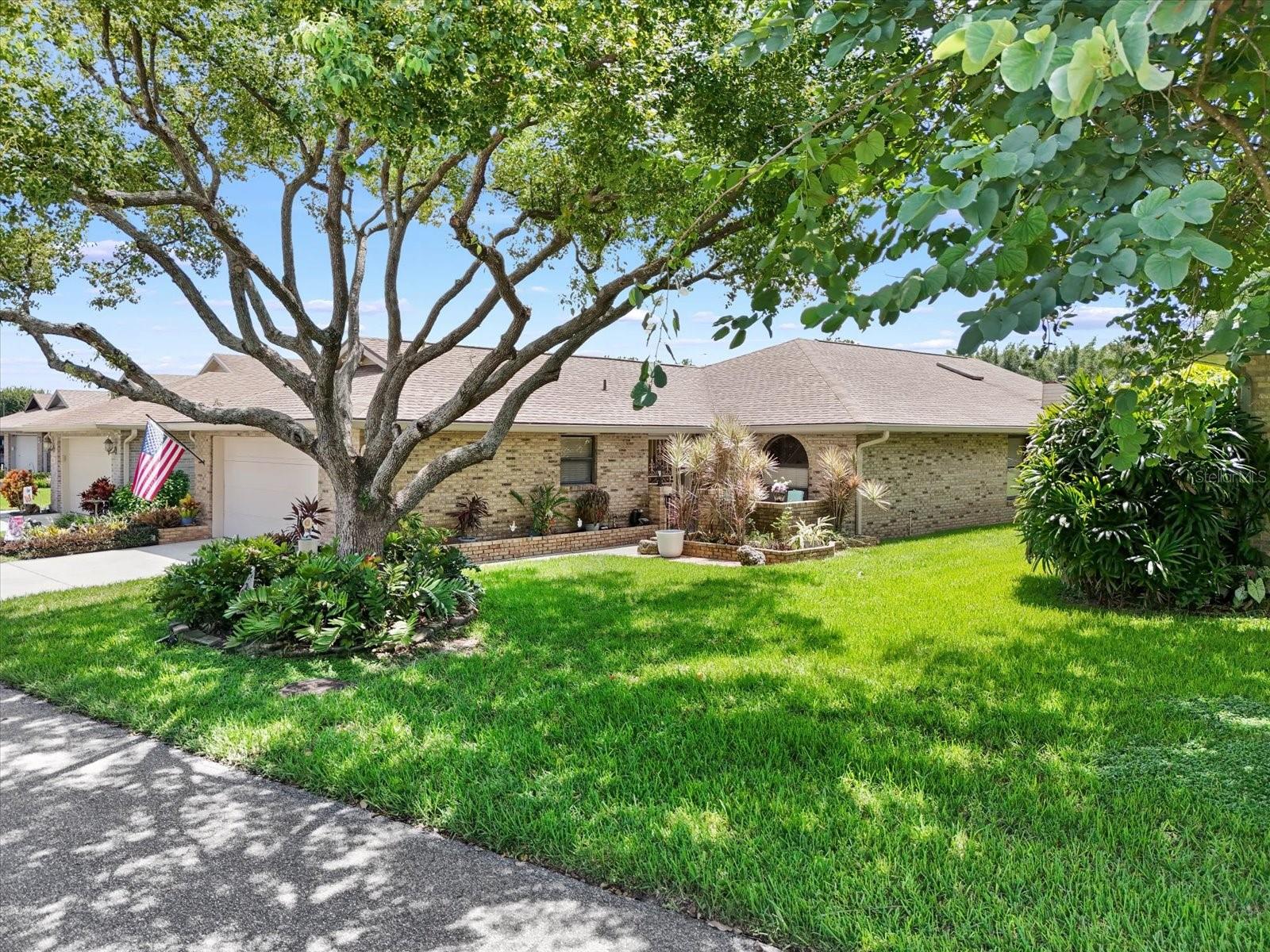 696 Caribbean Dr Property Photo 25