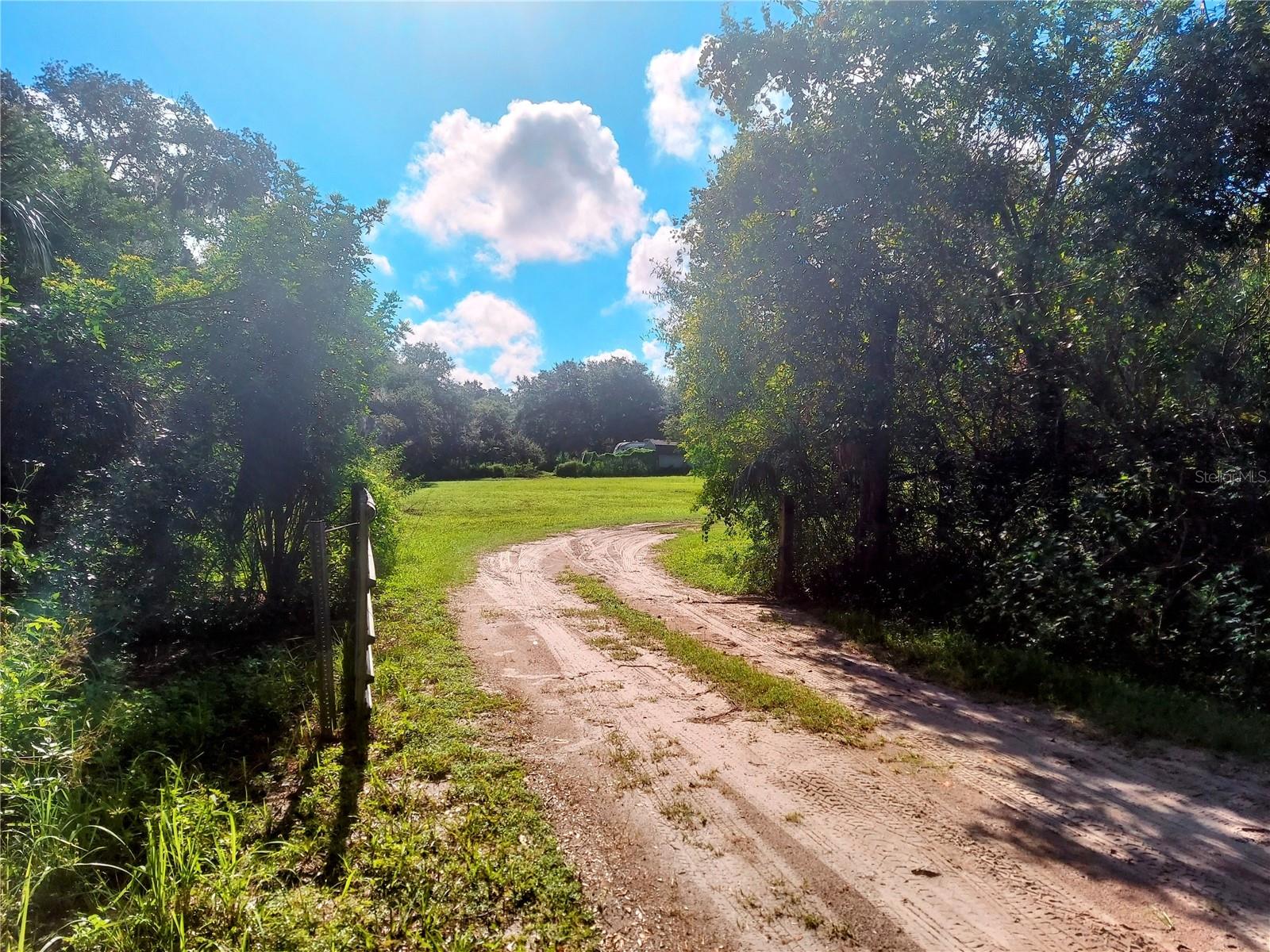12016 Bullfrog Creek Rd Property Photo 1