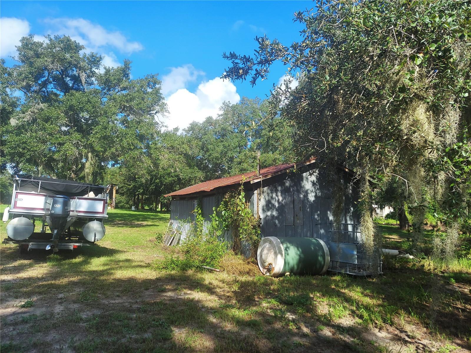 12016 Bullfrog Creek Rd Property Photo 17