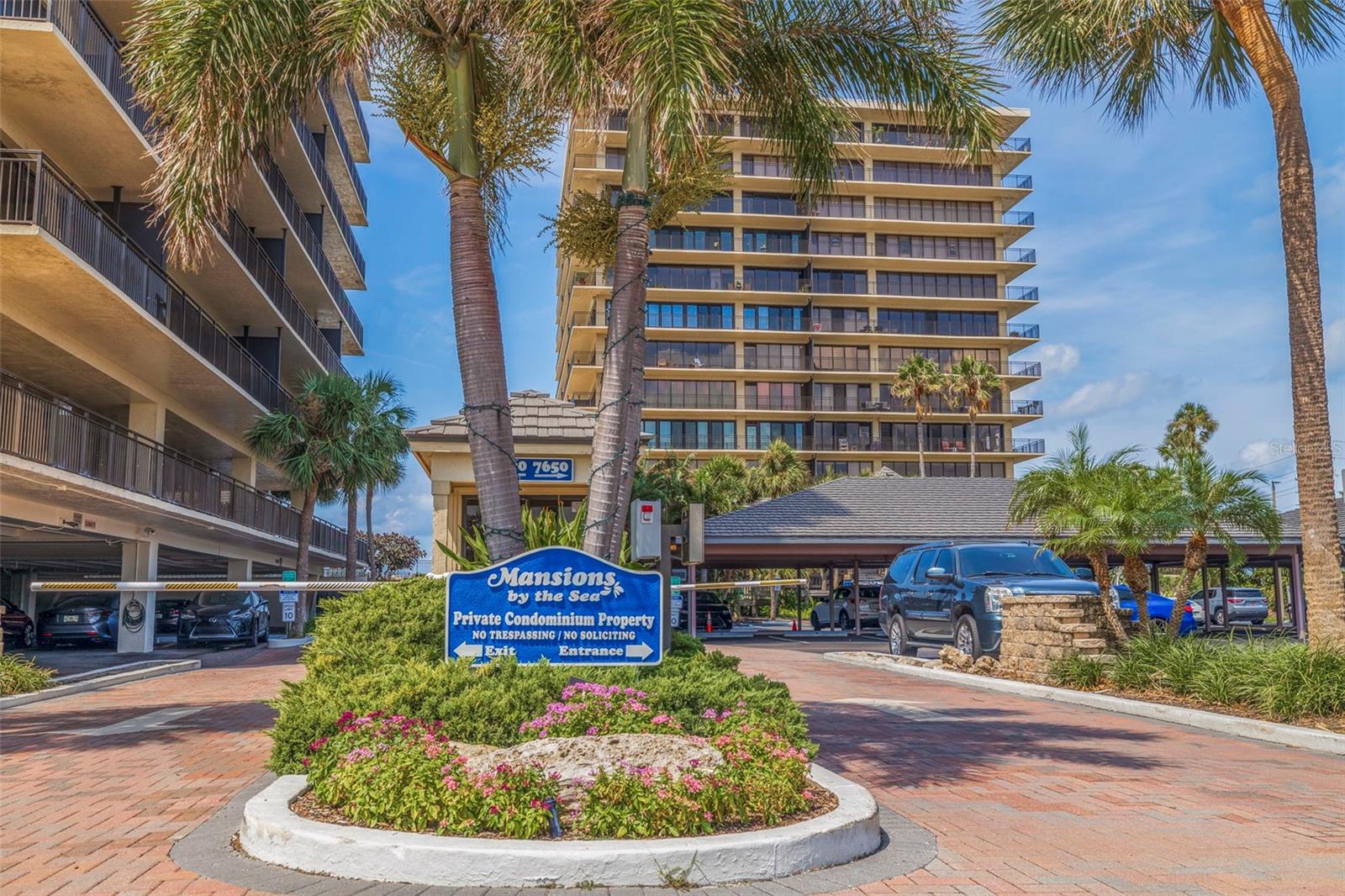 7650 Bayshore Dr #1005 Property Photo 5
