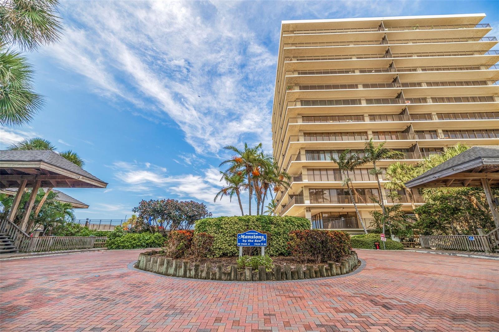 7650 Bayshore Dr #1005 Property Photo 6
