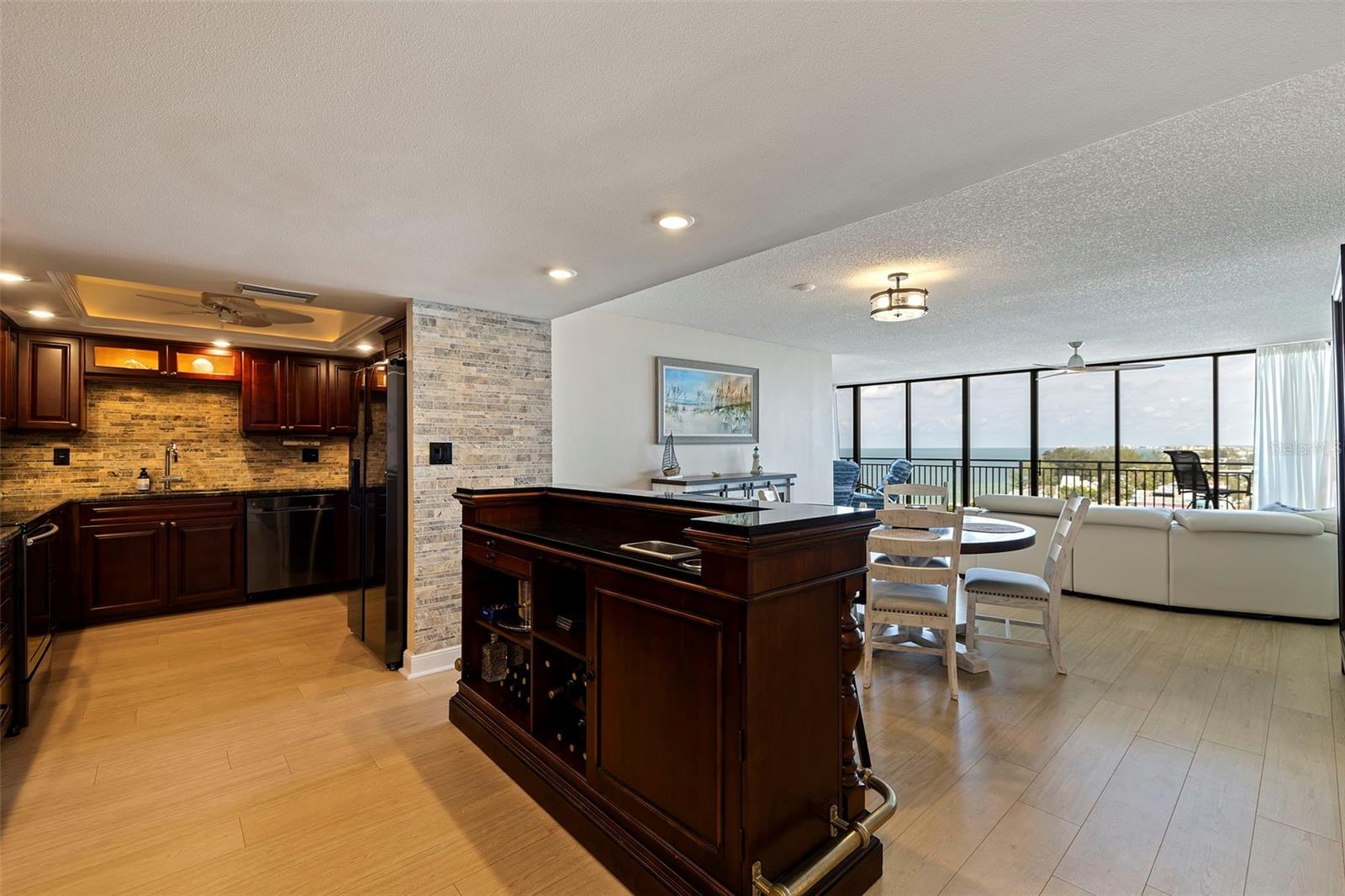 7650 Bayshore Dr #1005 Property Photo 18