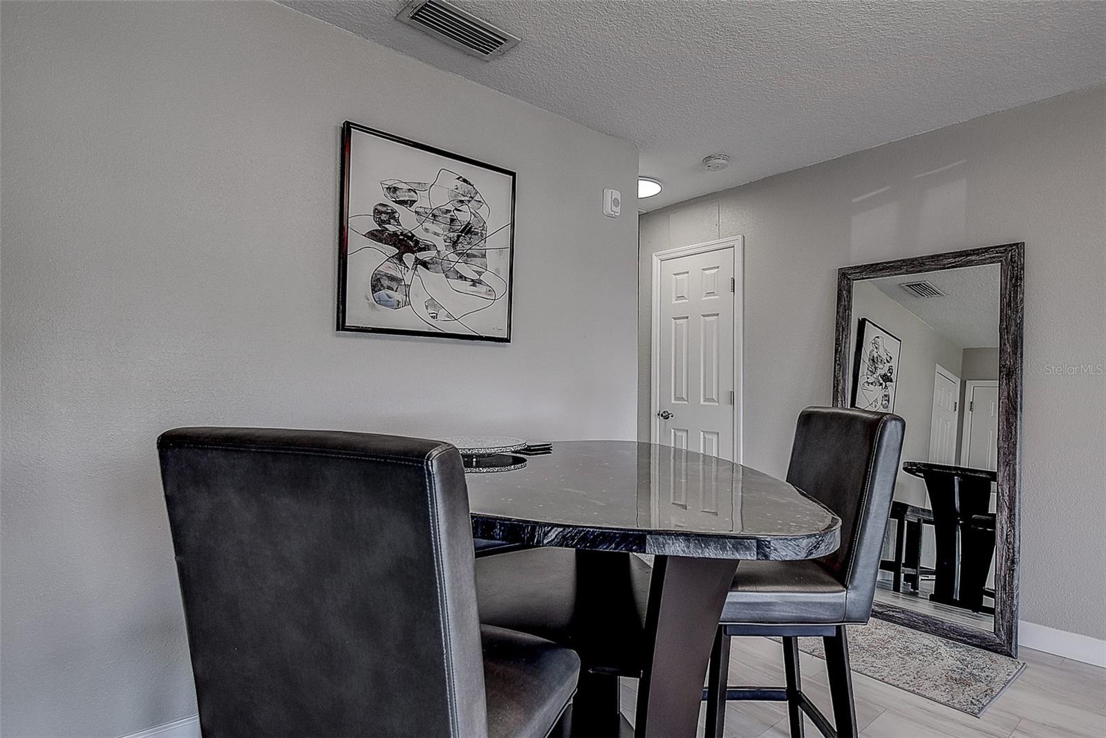 5144 Salmon Dr Se #a Property Photo 21