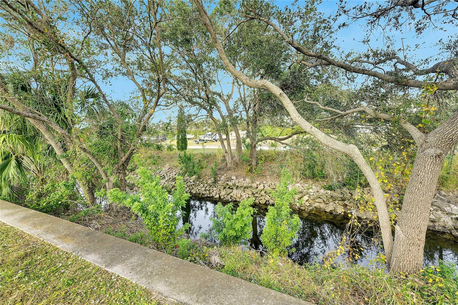 223 N Saint George Cir Property Photo 10