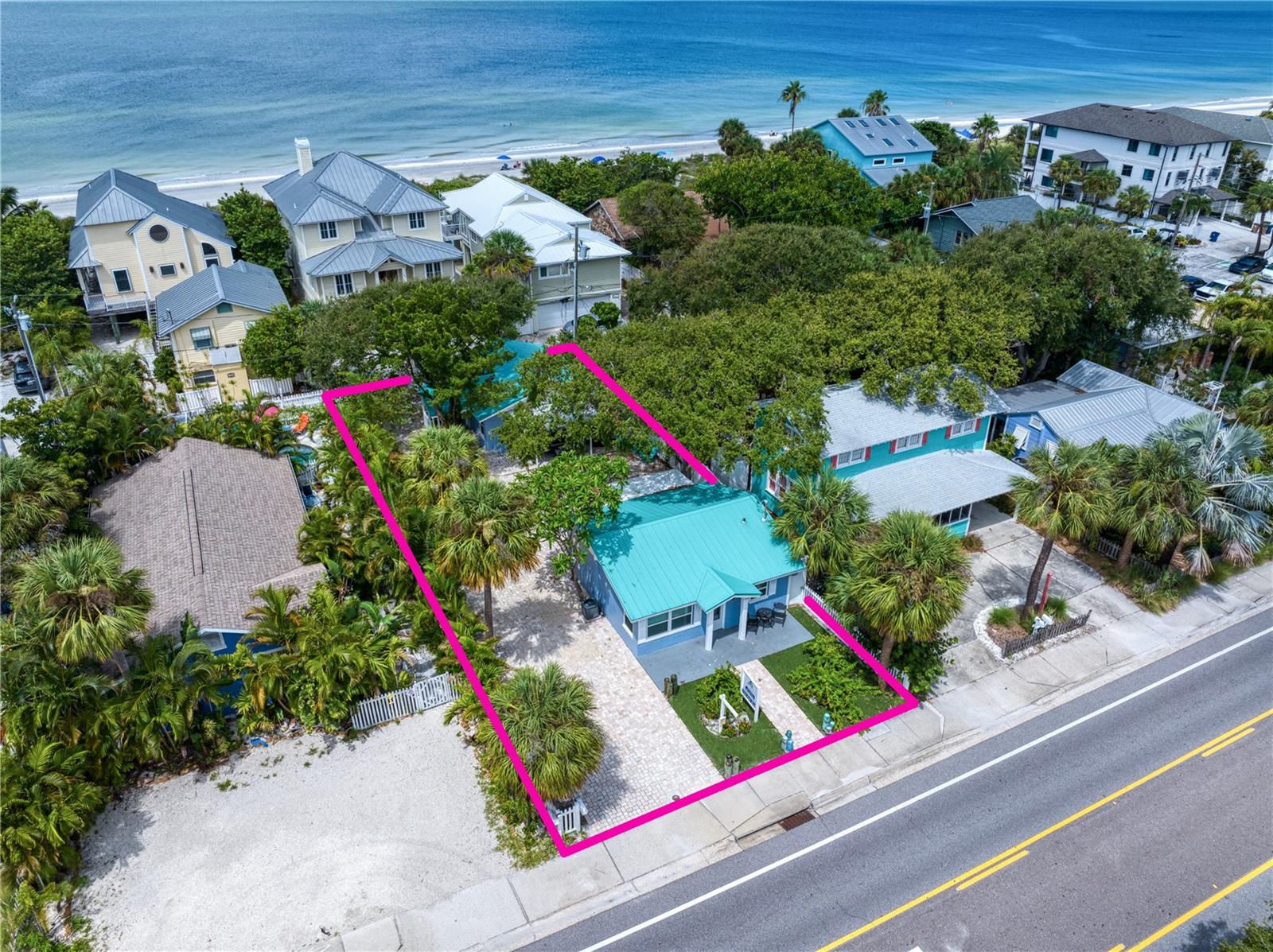 724 Gulf Blvd #a & B Property Photo 1