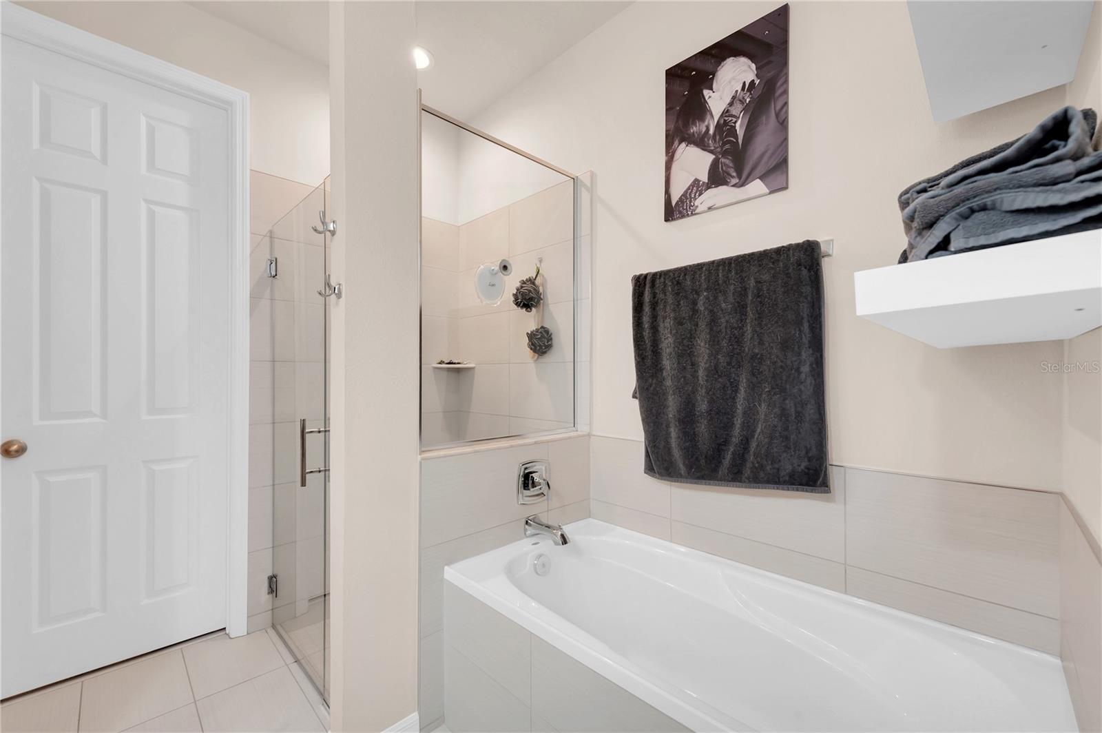 2280 Montview Dr Property Photo 26