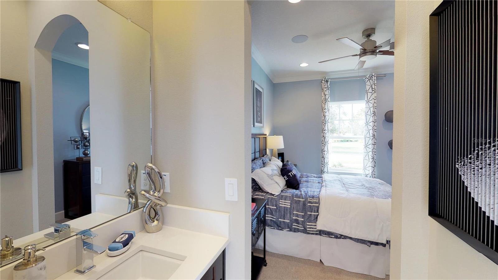 11172 Manor House Ln Property Photo 7