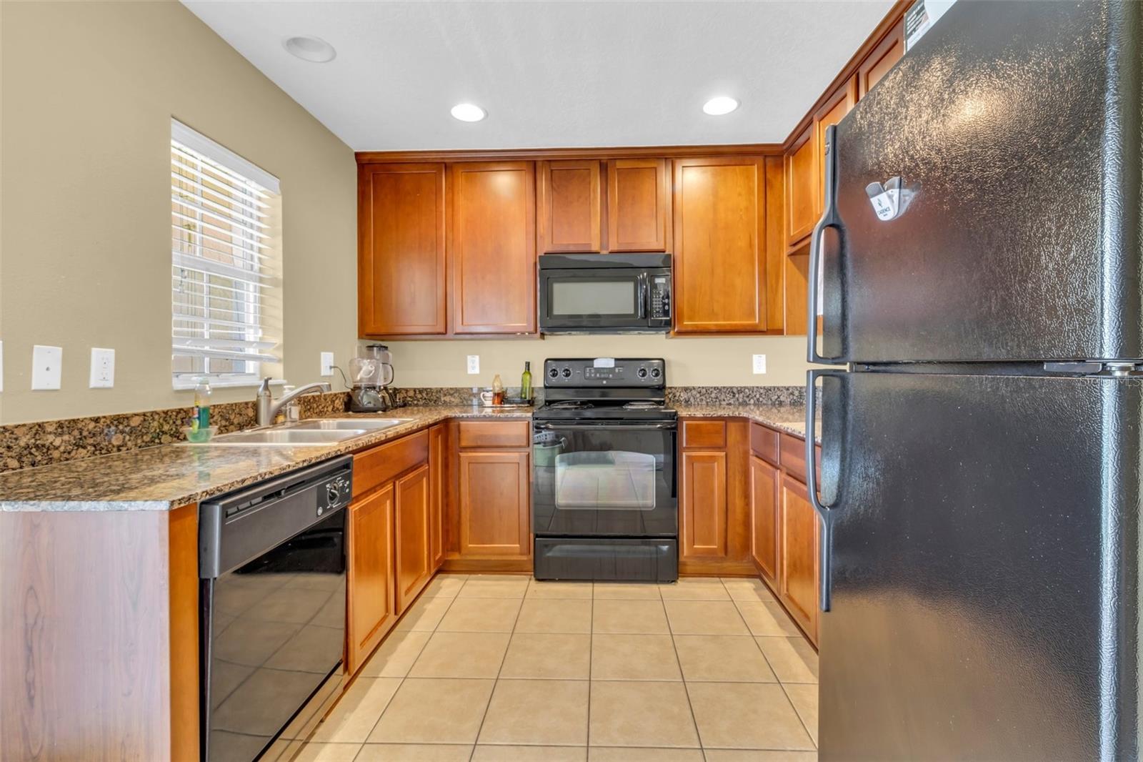 5333 River Rock Rd Property Photo 15