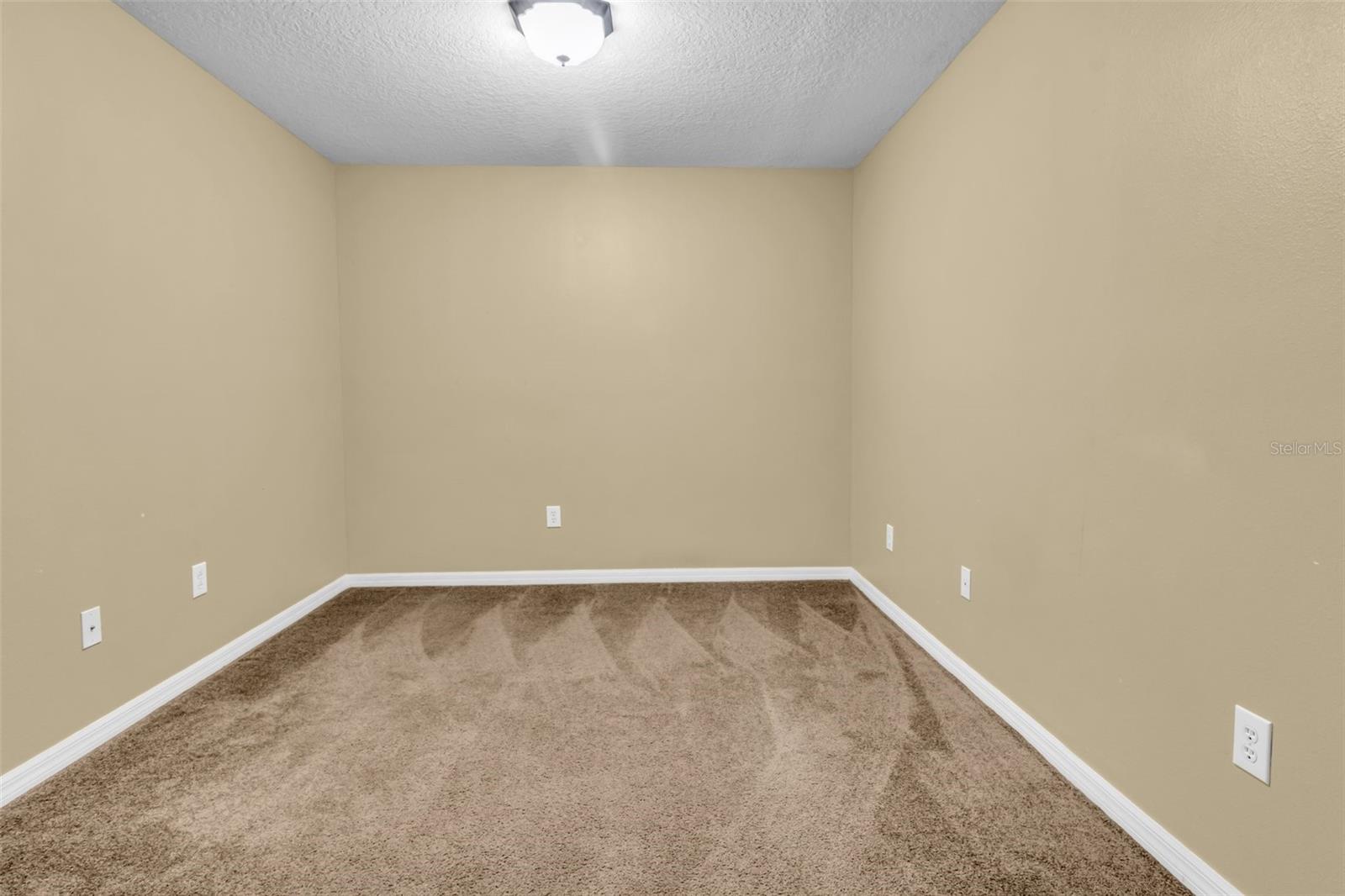 5333 River Rock Rd Property Photo 34
