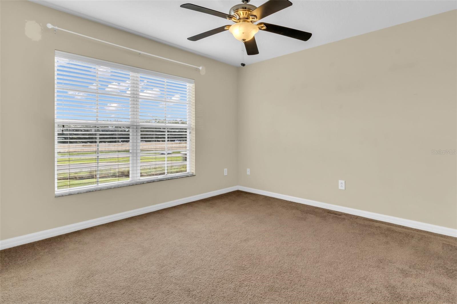 5333 River Rock Rd Property Photo 36