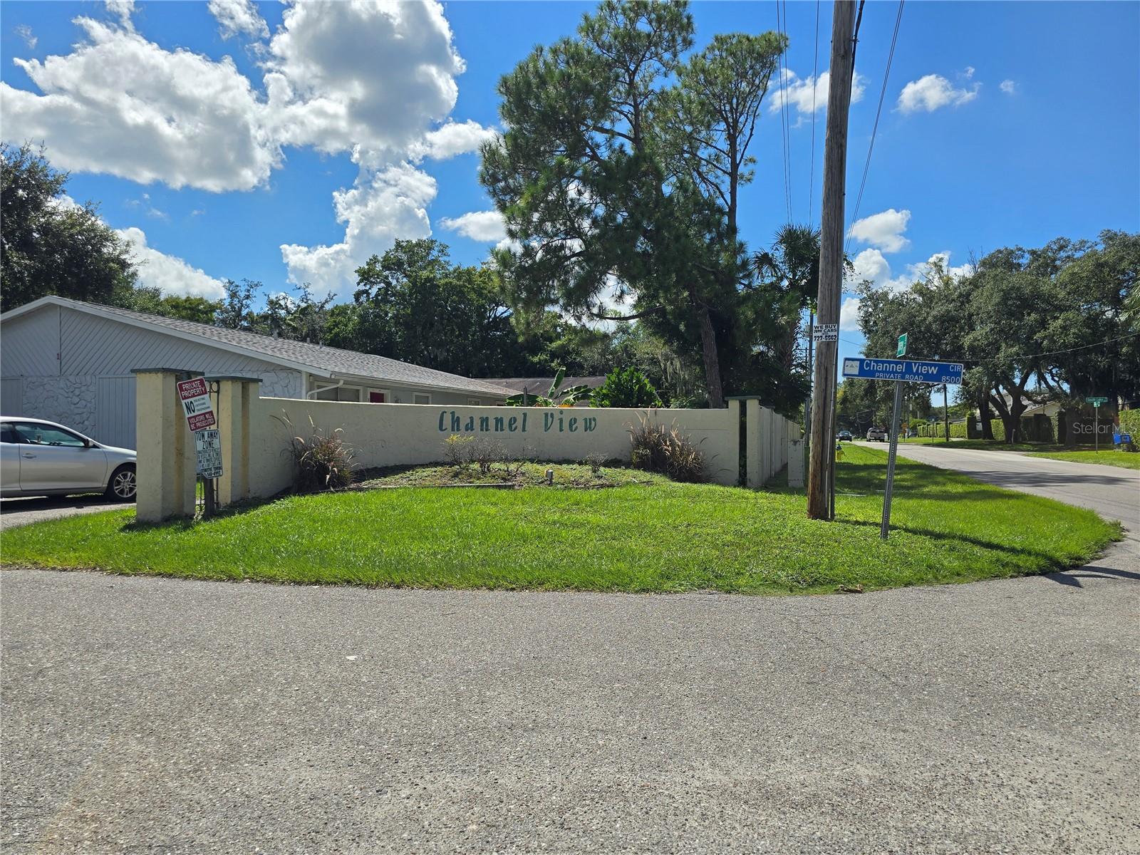 8528-8534 Channelview Cir Property Photo