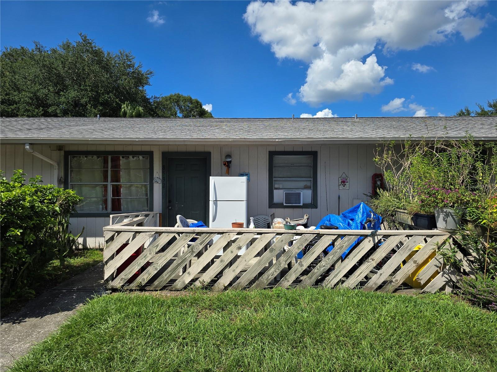 8528-8534 Channelview Cir Property Photo 3