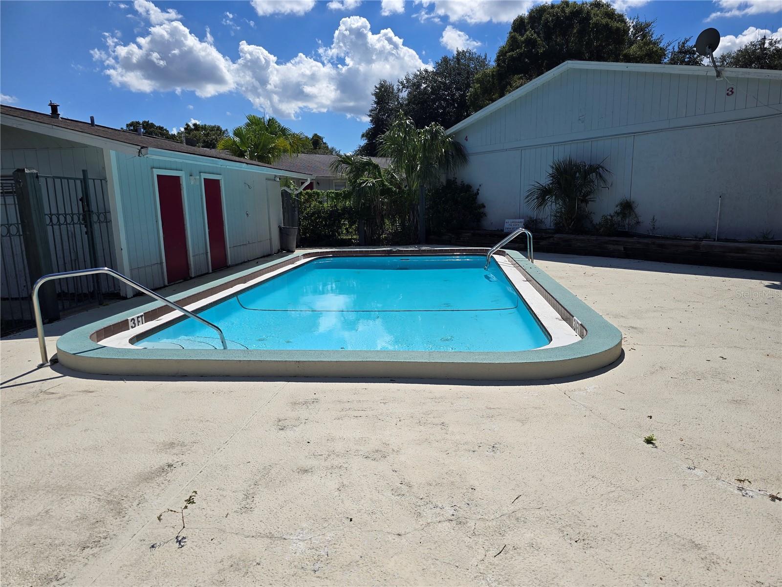 8528-8534 Channelview Cir Property Photo 8