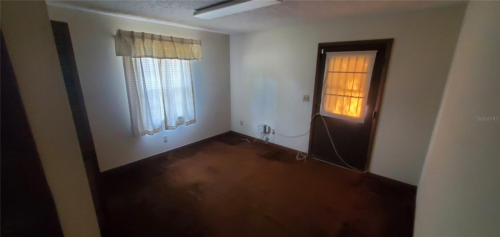 18300 State Road 52 Property Photo 9