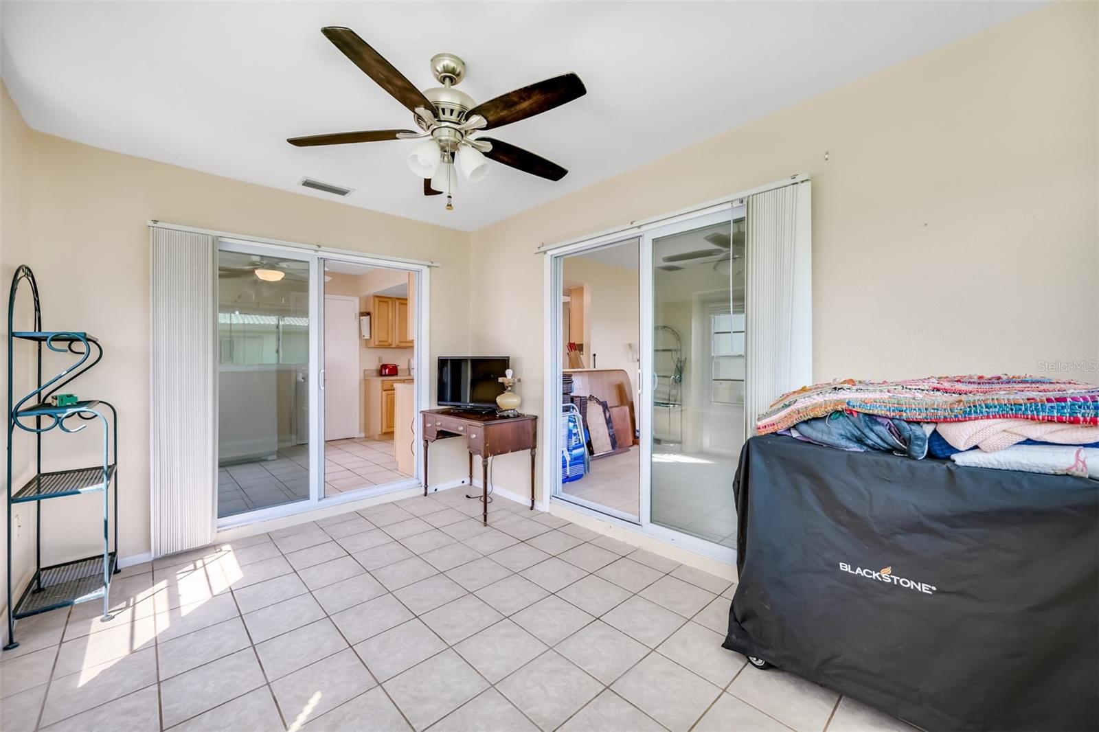 9125 39th Ln N Property Photo 14