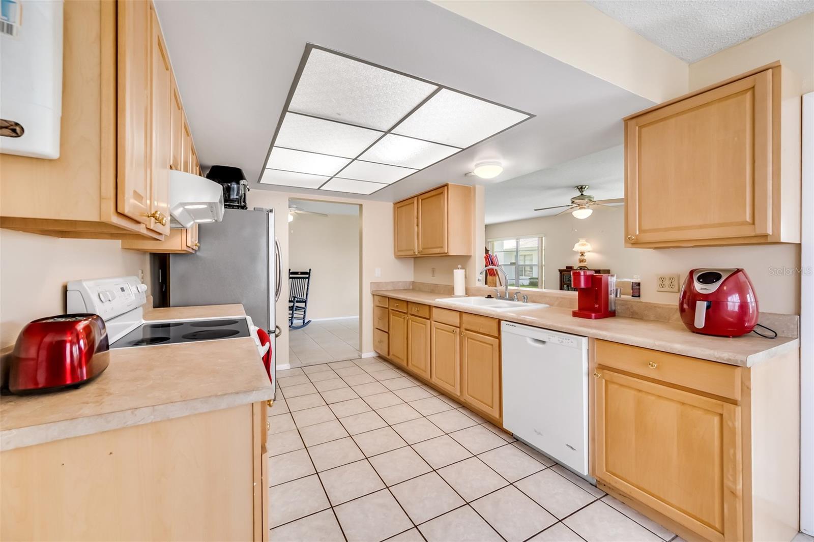 9125 39th Ln N Property Photo 16