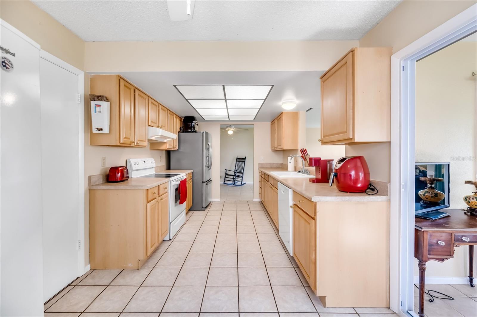 9125 39th Ln N Property Photo 17