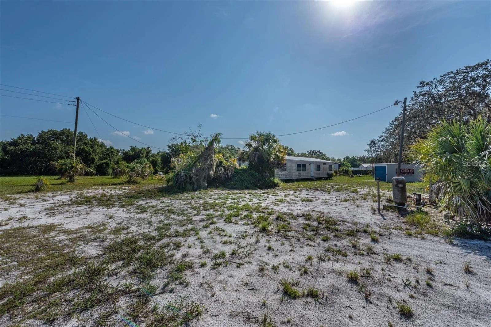12154 Bullfrog Creek Rd Property Photo 7