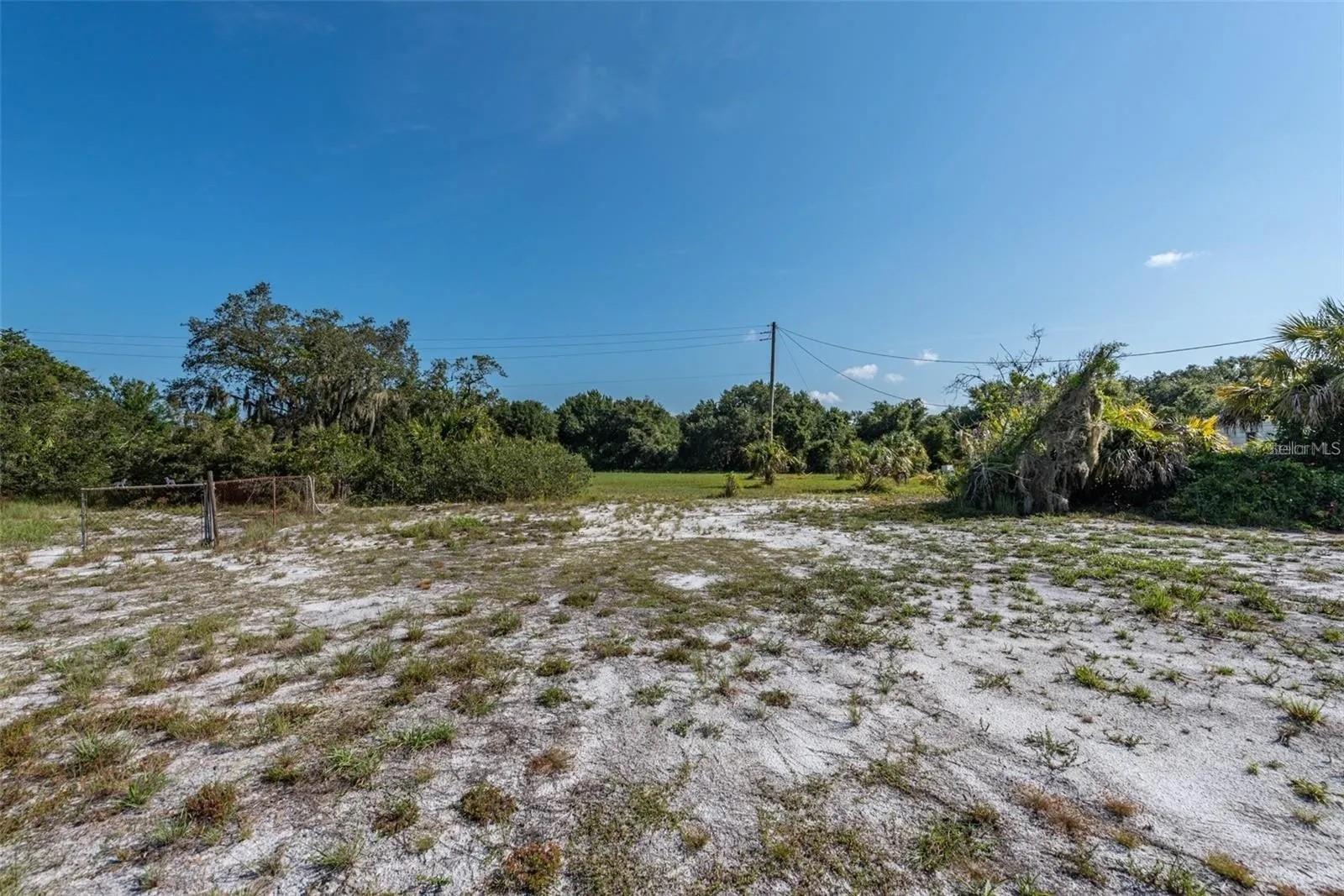 12154 Bullfrog Creek Rd Property Photo 8