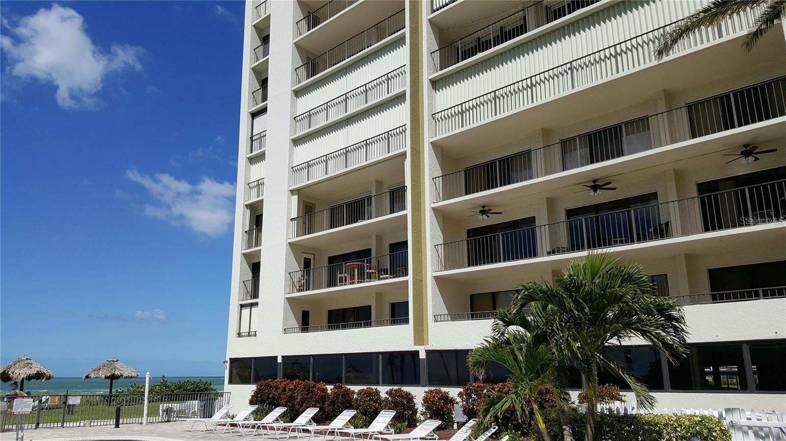 1480 GULF BLVD #106 Property Photo 1
