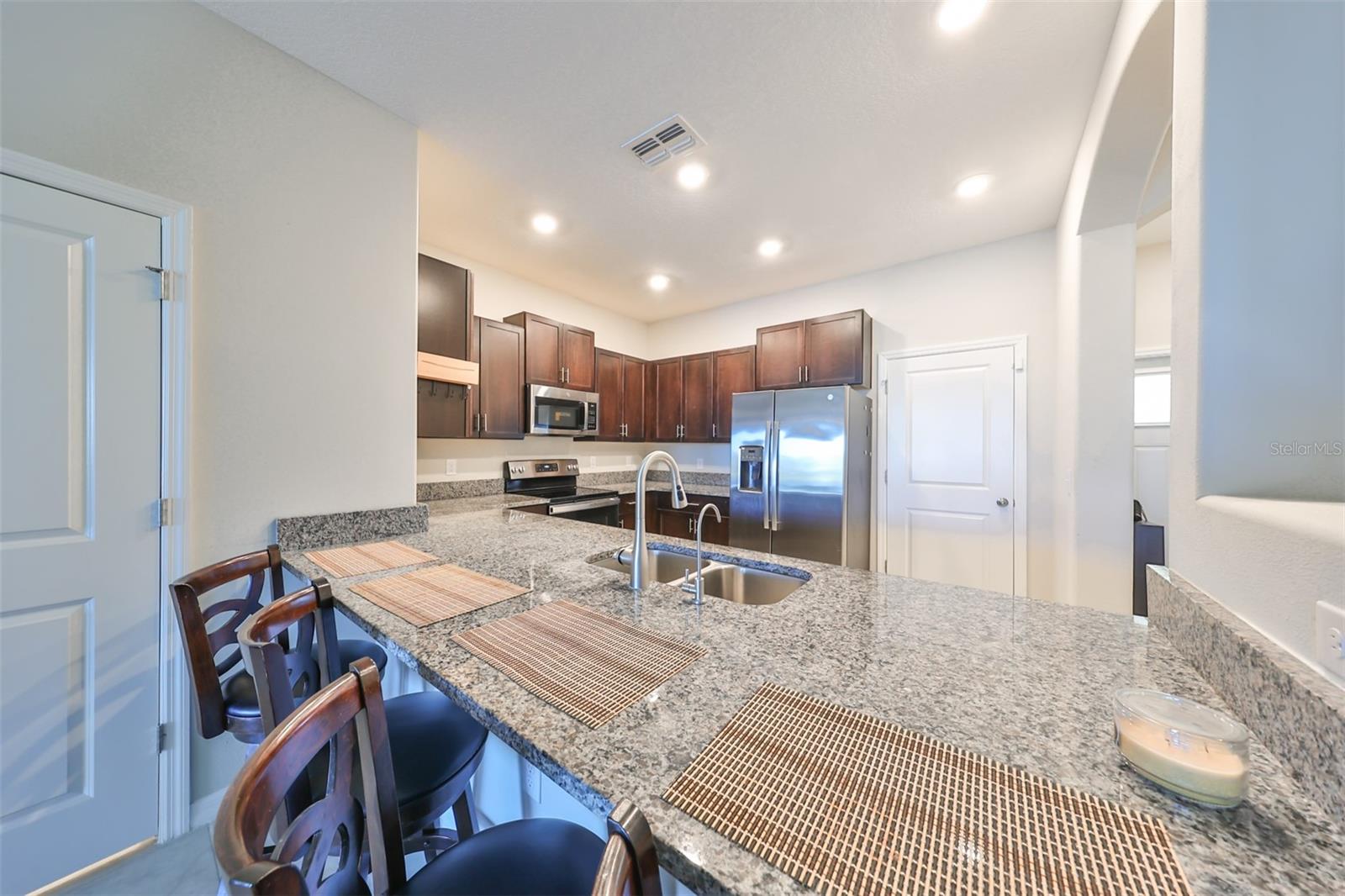 928 Royal Empress Dr Property Photo 11