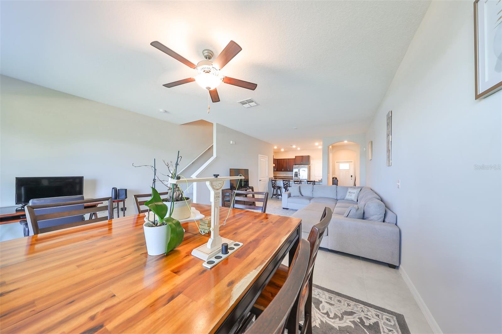 928 Royal Empress Dr Property Photo 14